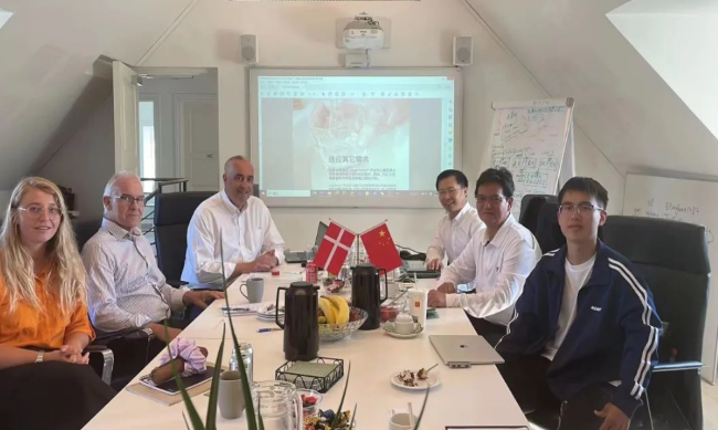 维多利亚老品牌vic(集团)官方网站